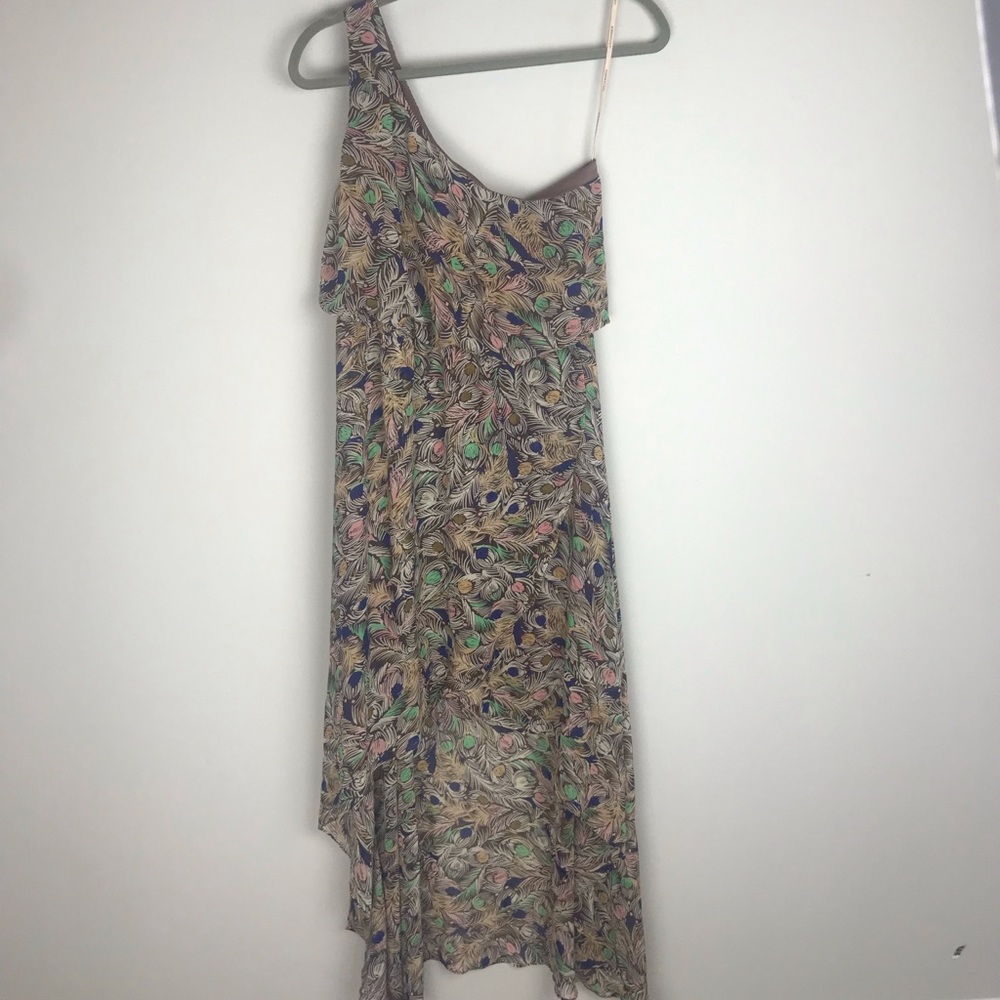 JUDITH MARCH/ one shoulder dress.
